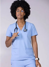 Daintree Women's 3 Pocket Scrub Top
